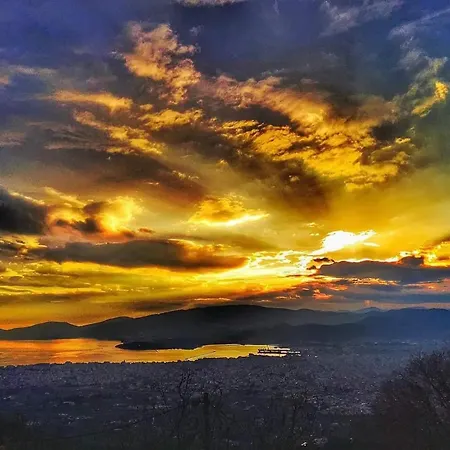 Charming House With Panoramic View In * Ano Volos